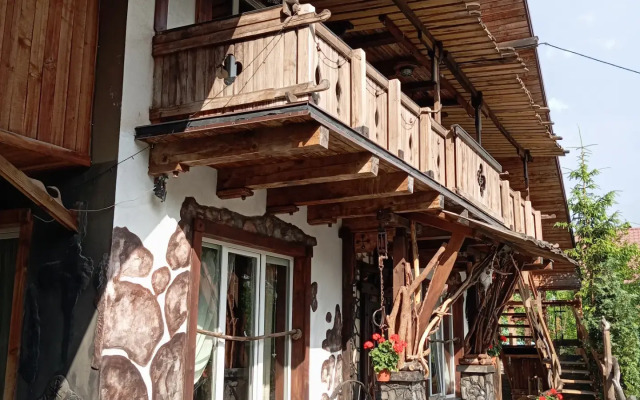 Derevenskiy Dom Private House