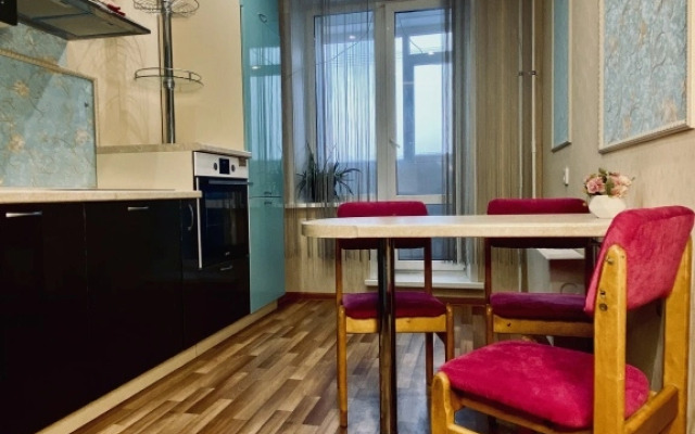 Апартаменты Холмогорская 4Г