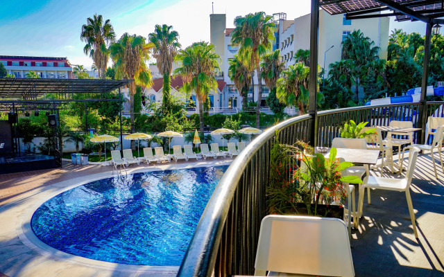 Отель Istanbul Beach Sweet Home