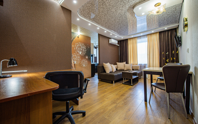 Pyat' Zvyozd Shokolad Apartments