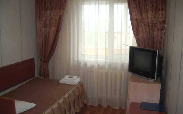 Uyut Flat