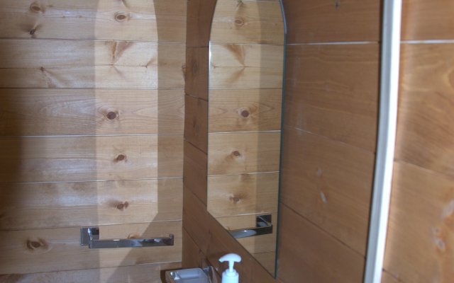 SEMEJNYiJ Guest House