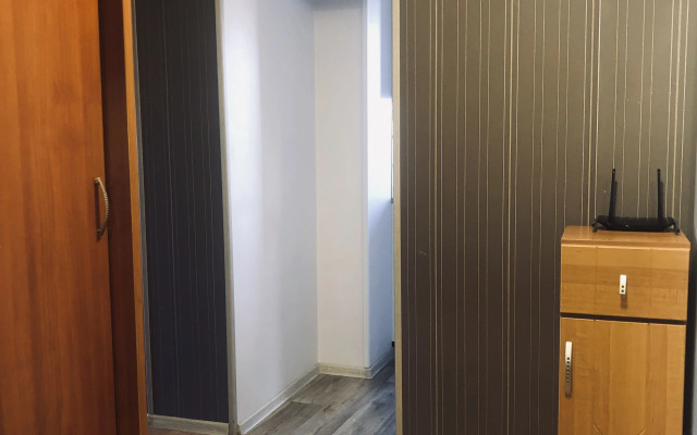 Uyutnaya 3-kh Komnatnaya Flat