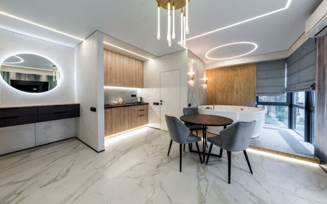 S Dzhakuzi V Tsentre Sochi Flat