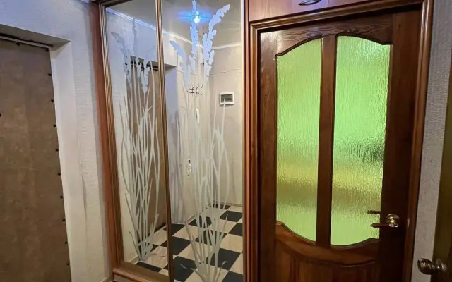 Квартира 2-х комнатная квартира на улице Усиевича