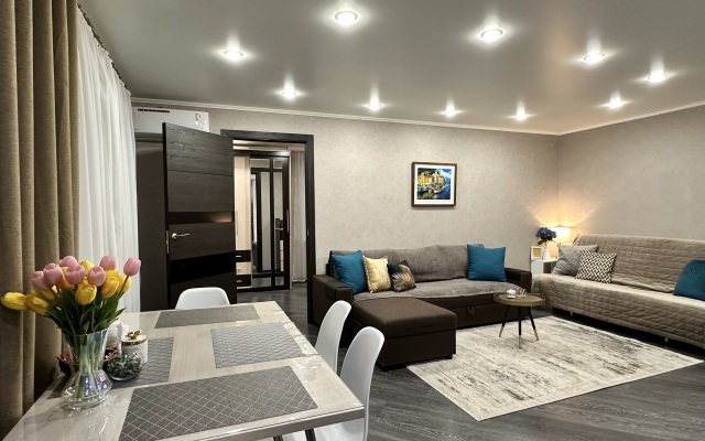S vidom na Kreml' two-room Apartments