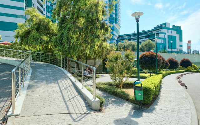 Park Gorkogo in the center Apartments