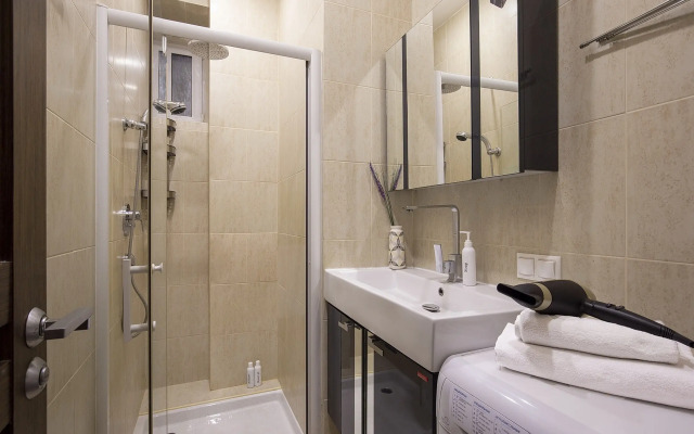 Апартаменты Город Рек у площади Бехтерева