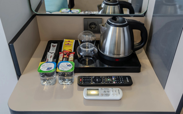 Отель Solin Airport Hotel