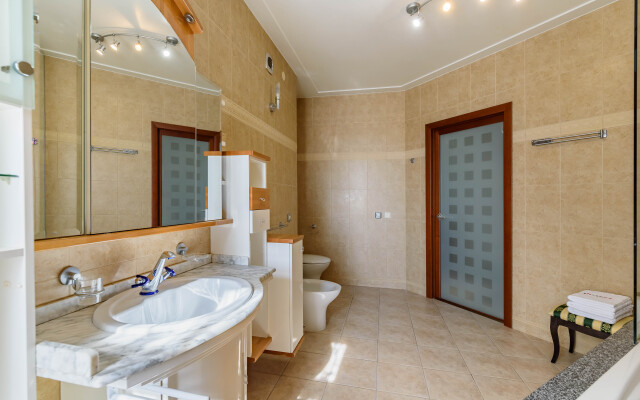 Hth24  Mayakovskogo 14 Apartments