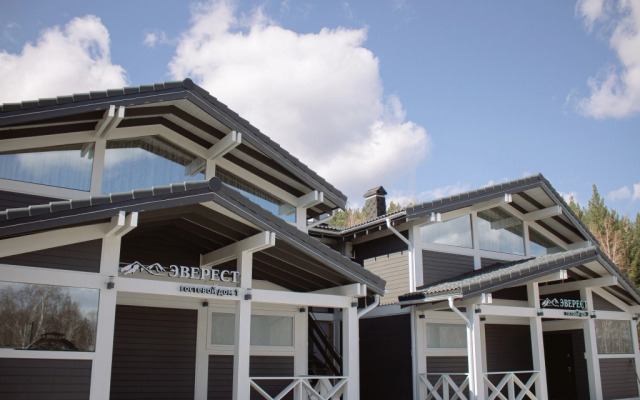 1304 v Sunny Valley Apartments