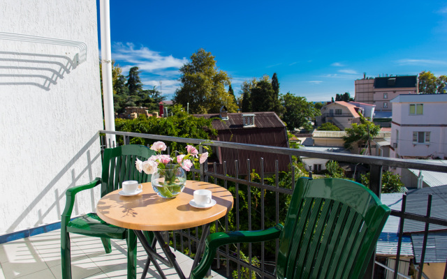 Viktoriya Guest House