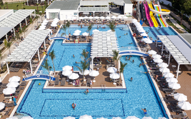 Karmir Resort  & SPA Hotel