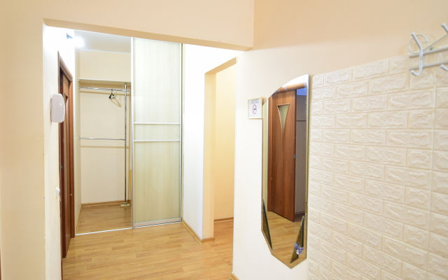 Апартаменты Тюменский тракт 6/1 ТЦ Аура