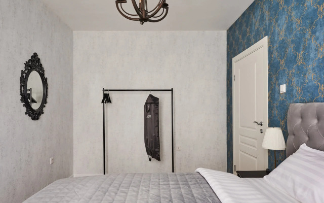 Prostornye Apartamenty u Yekaterininskogo Parka Flat