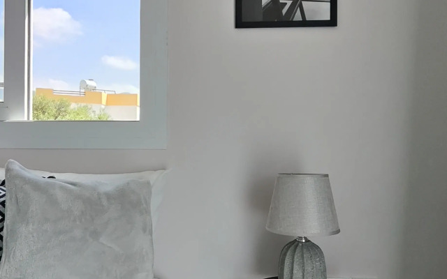 Pentkhaus s Vidom na More i Gory Apartments