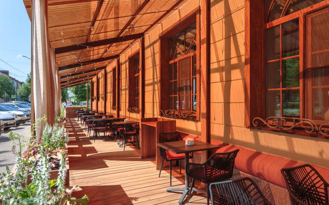 Volhov Hotel
