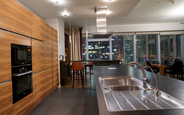 Апартаменты Москва Сити редкий вид золотой угол 3 комнаты