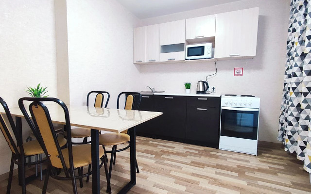 Uyutnaya Prostornaya V Novom ZHK Flat