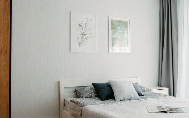 S Sovremennym Dizaynom Studiya + Spalnya Flat