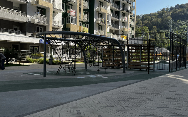 Studiya V Zhk Flora S Dizaynerskim Remontom Flat