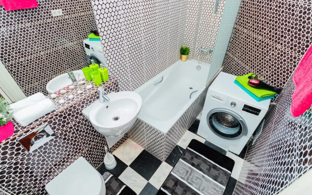 Квартира совpемeннaя тpеxкомнатная