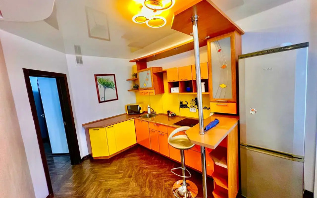 Centr vostok otlichnaja na Odesskaja 44k1 Apartments
