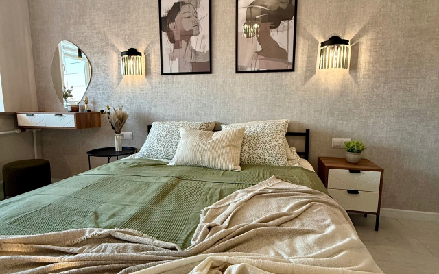 Квартира Евротрешка на Хмельницкого