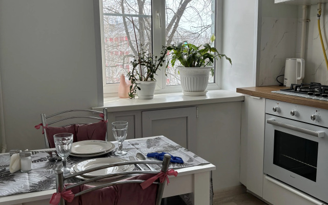Yarkaya U Parka Shveytsariya Flat