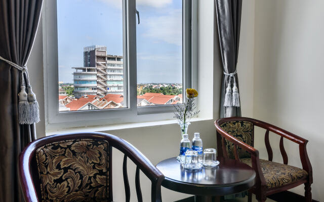 Baly Hotel