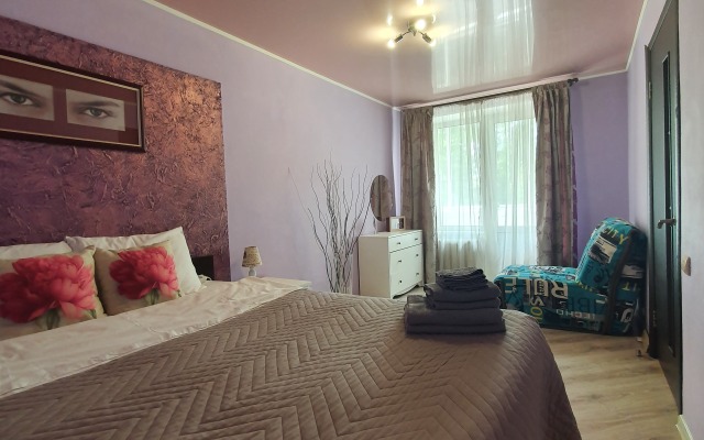 V Dmitrovskom rayone Moskvy Uyutnyy Dom Flat