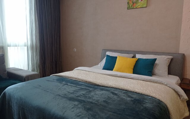 Live-In-Comfort Na Tvorchestva 3 Flat