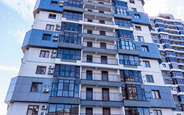 Апартаменты Просторные С Панорамным Балконом От LetoApart