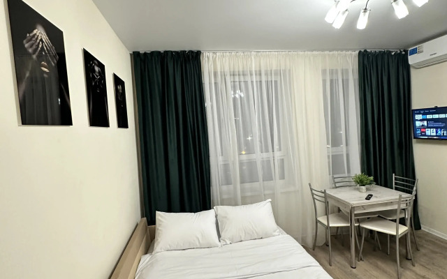 Квартира Светлая Студия с Большой Кухней