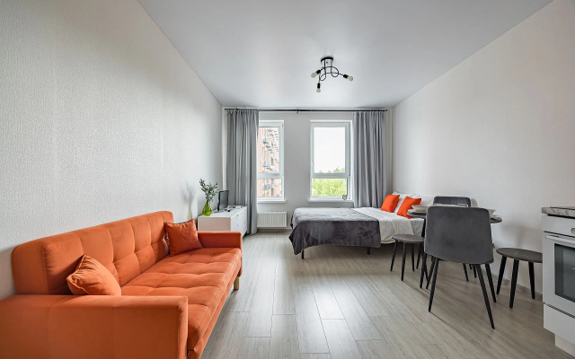 Stilnaya studiya na beregu Oki Flat