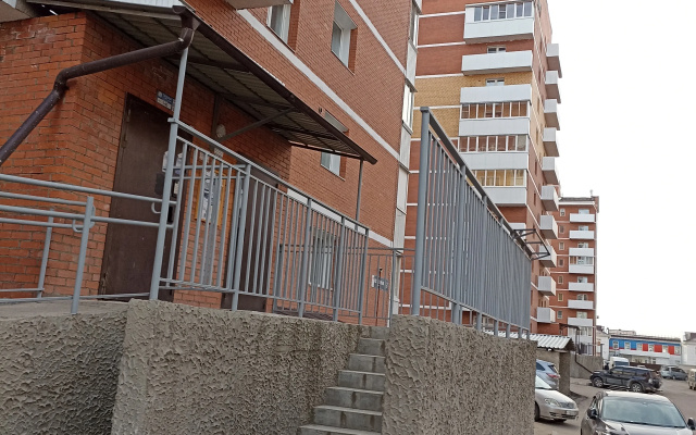 Kvartira vozle DRKB, voennogo gospitala, Tengeri