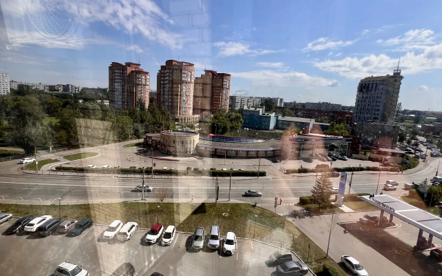 V Tsentre Goroda Omska Apartments