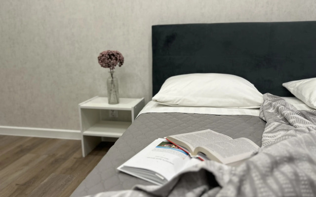 Апартаменты 1-комн Стильная Квартира 44 кв.м. ул. Севастопольской д. 2/2