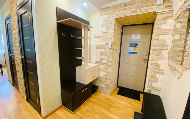 Апартаменты на Кольском 2