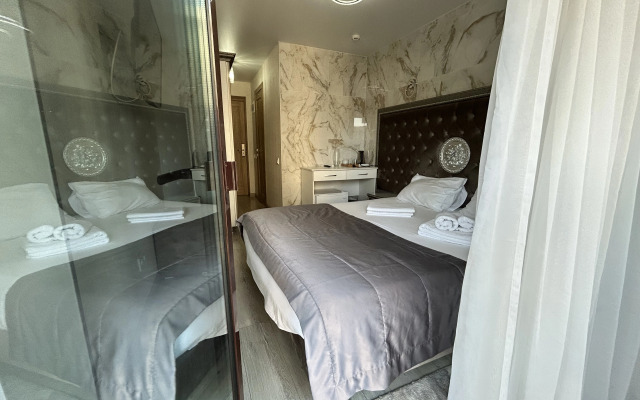 U Morya, Kruiz Lenina 219/5 Apartments
