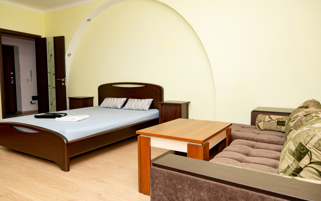 Апартаменты Домино возле КТЦ Югра-Классик