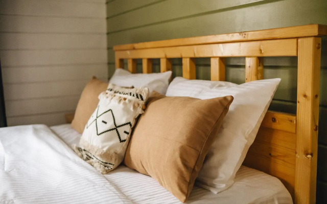 2 Guest House