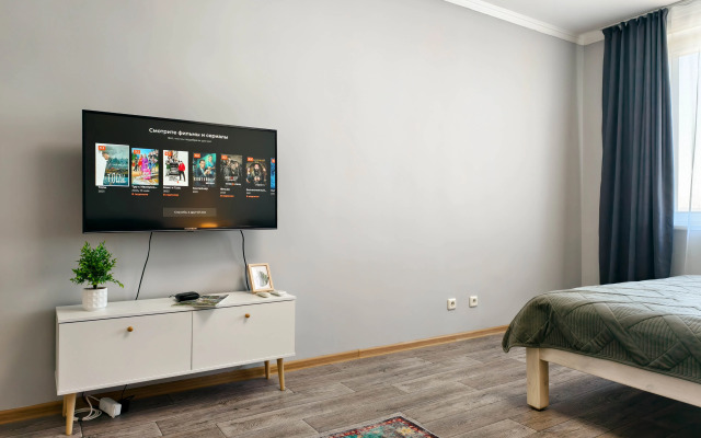 Uyutnaya S Dizaynerskim Remontom I Shikarnym Vidom Flat