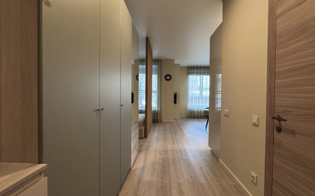 Апартаменты Viva в Центре у Набережной с Балконом