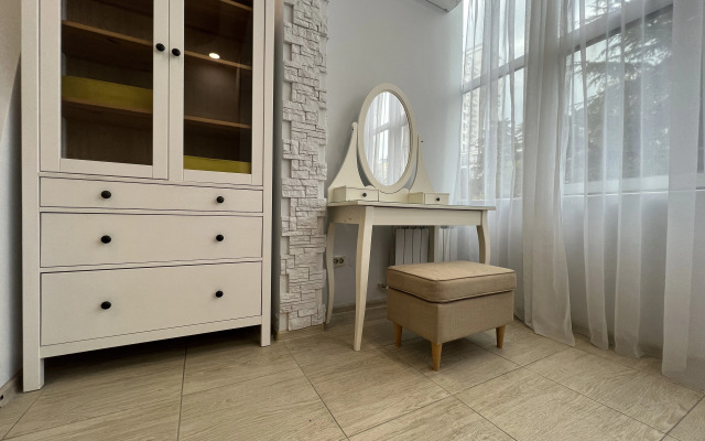 Апартаменты КакДома евро 2-ком Люкс Депутатская 9-5б Сочи у Дендрария