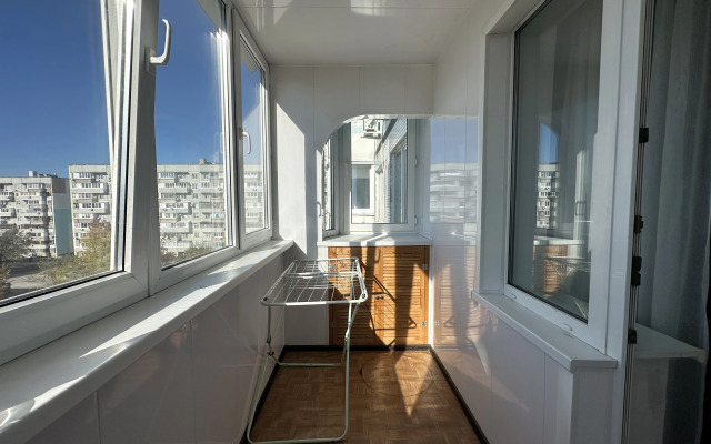 Квартира Однокомнатная Тополиная 38