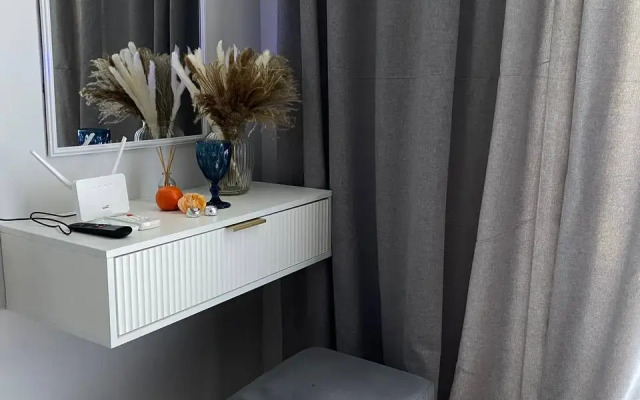 5 Min ot Morya Apartments