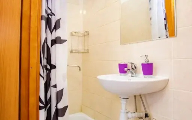 studiya chetyrokhmestnaya u PermExpo Apartments