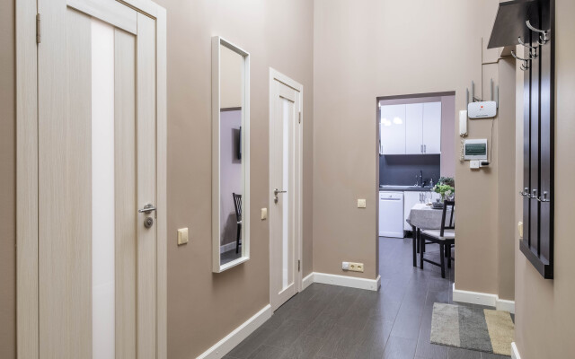 Апартаменты на Караванной