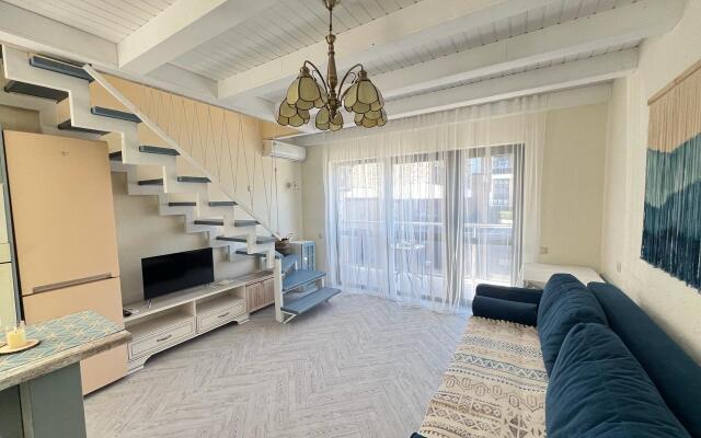 Apartamenty 3kh Komnatnye Dizaynerskie Apartamenty S Basseynom Apartments